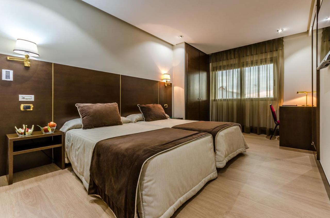 Hotel Princess Ourense Exteriör bild