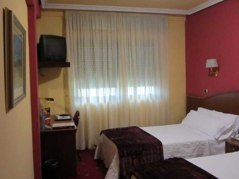 Hotel Princess Ourense Exteriör bild